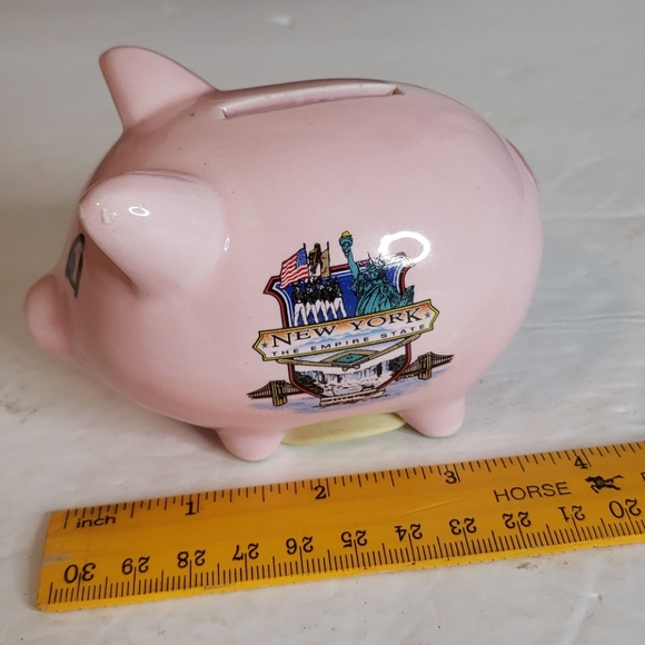 Pink New York Piggy Bank - Picture 7 of 7